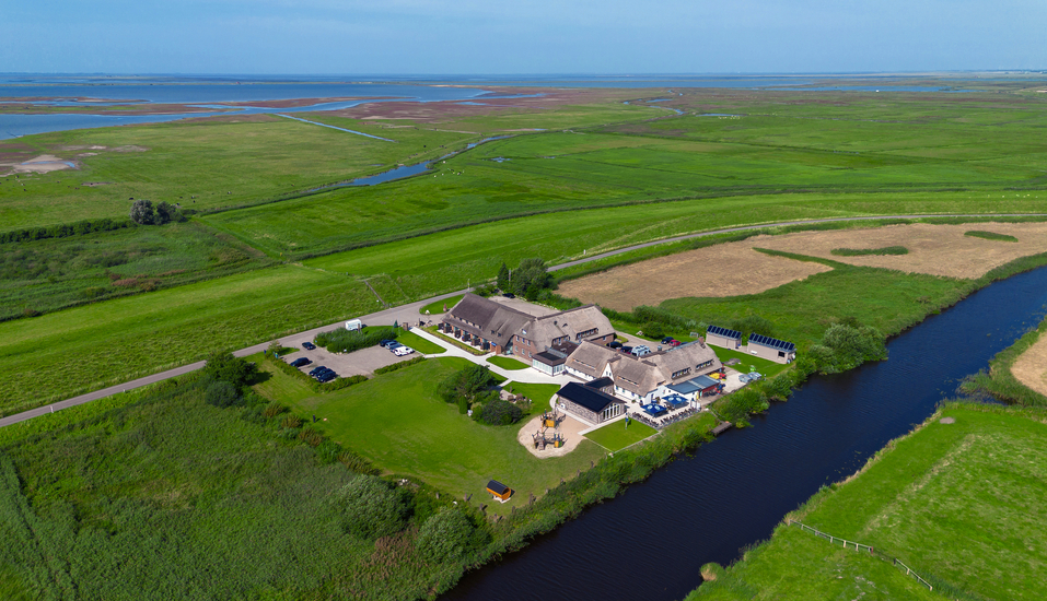 Herzlich willkommen im Nordsee-Hotel Arlau-Schleuse, inmitten des Nationalparks Wattenmeer!