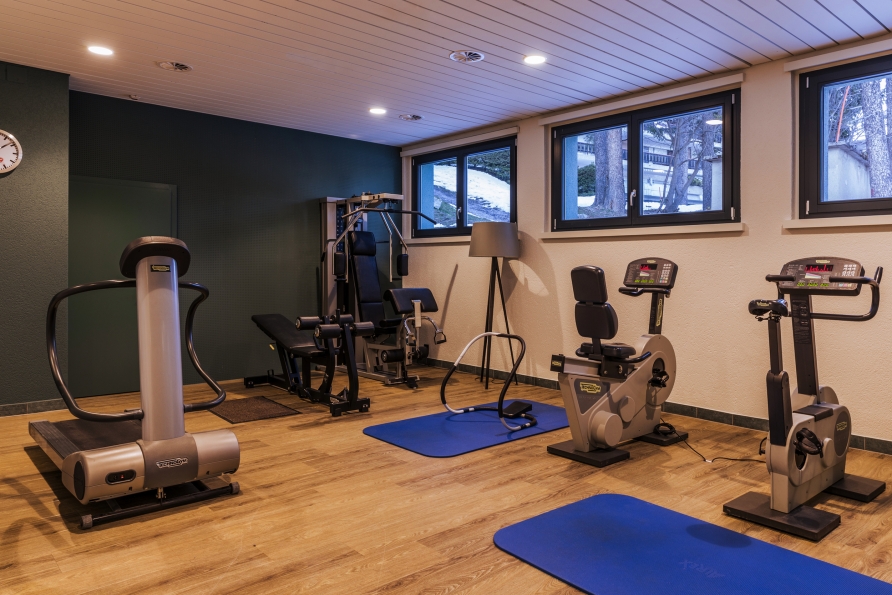 Powern Sie sich im Fitnessraum Ihres Hotels ordentlich aus!