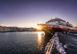 Außenansicht des Postschiffes Finnmarken