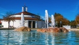 Die schöne Emmauskirche in Bad Griesbach-Therme