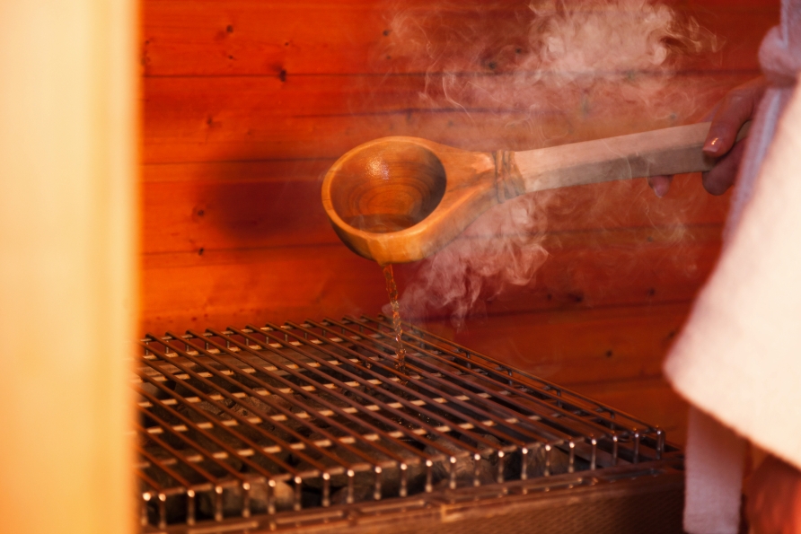 Wärmen Sie sich in der hoteleigenen Sauna wieder auf. 