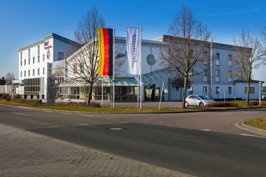 Herzlich willkommen im Hotel Seehof Leipzig. 
