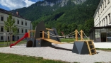 Die kleinen Gäste können sich auf dem Spielplatz des Hotels austoben.
