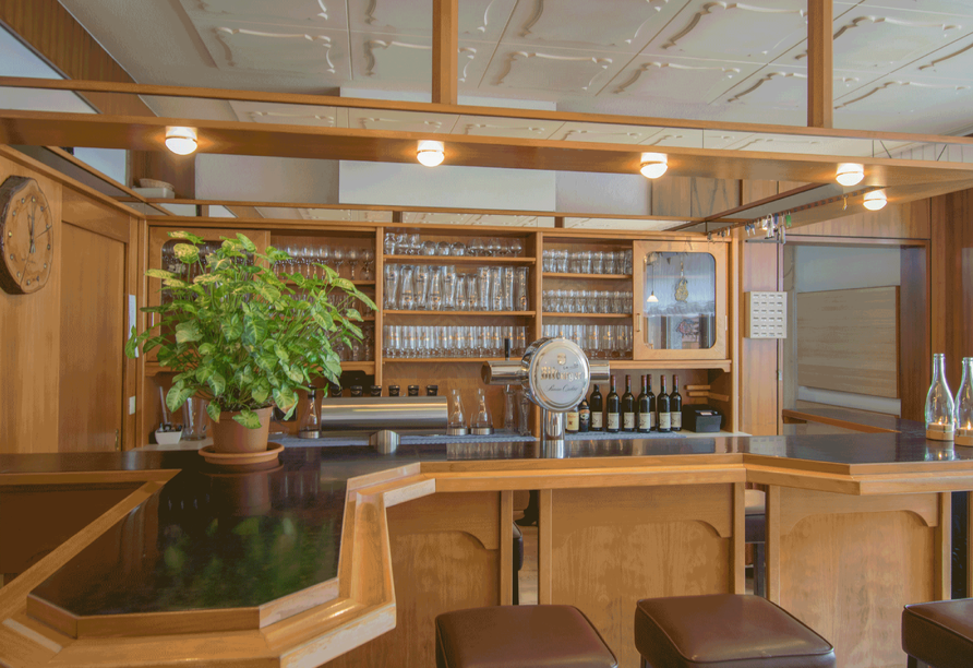 Die Bar im Landhotel Ringelsteiner Mühle in Moselkern an der Mosel
