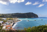 In der Citara-Bucht trifft türkisblaues Wasser auf mediterrane Leichtigkeit.