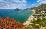 Machen Sie einen Ausflug zum Maronti-Strand – ein Paradies direkt am Meer.