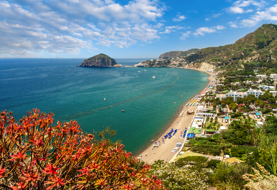 Machen Sie einen Ausflug zum Maronti-Strand – ein Paradies direkt am Meer.
