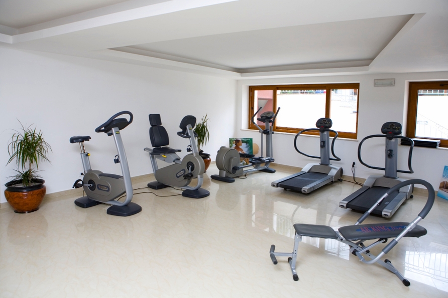 Im Fitnessraum können Sie sich auspowern.