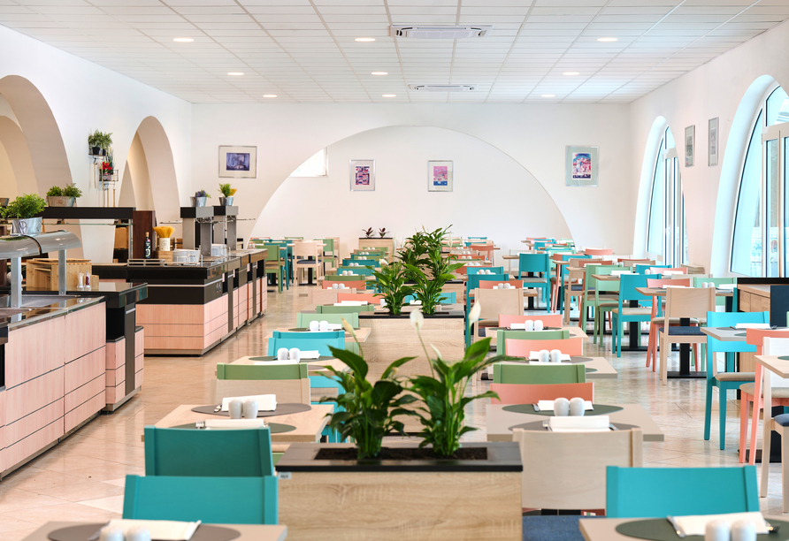 Das Buffetrestaurant verwöhnt Sie täglich mit Köstlichkeiten.