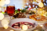 Lassen Sie sich an Heiligabend mit einem traditionellen polnischen Festbuffet verwöhnen.