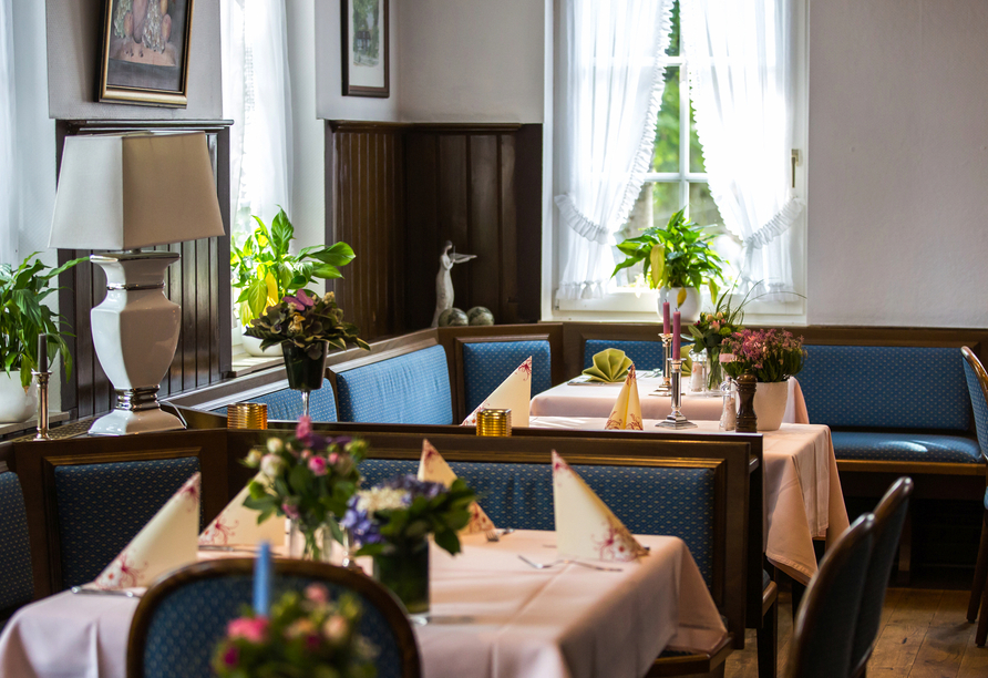 Lassen Sie sich im Restaurant kulinarisch verwöhnen.