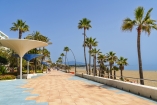 Schlendern Sie entlang der Promenade und atmen Sie das mediterrane Lebensgefühl.