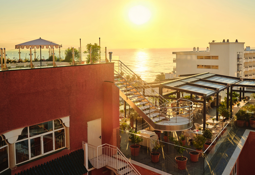 Freuen Sie sich auf eine unvergessliche Auszeit im Hotel Fénix Torremolinos.