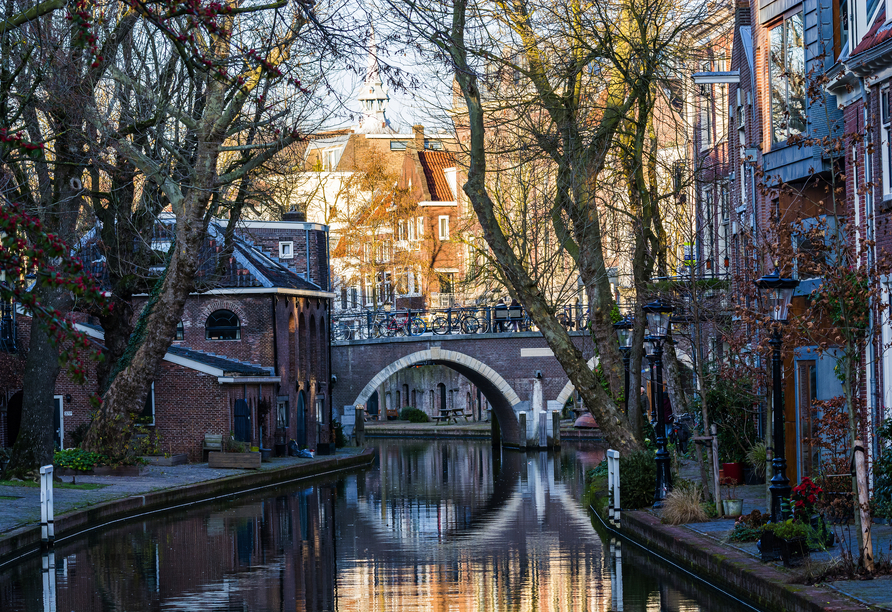 Die malerischen Stadtkanäle prägen das besondere Stadtbild von Utrecht.“