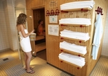 Entspannen Sie in der Sauna.