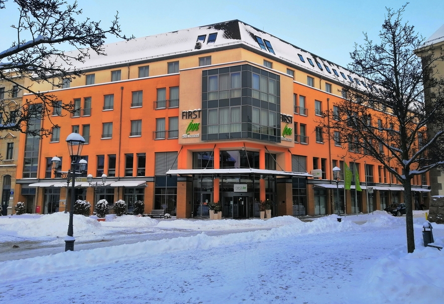 Außenansicht des First Inn Hotels Zwickau
