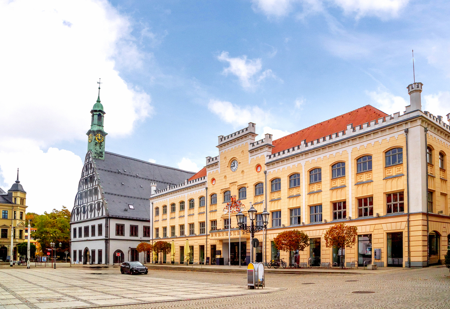 Rathaus und Gewandhaus in der Altstadt von Zwickau