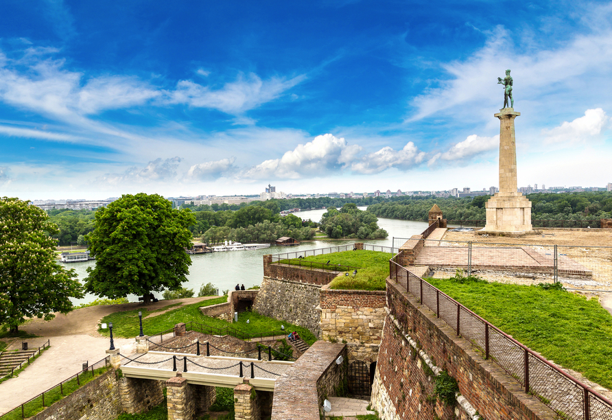 Besichtigen Sie die imposante Festung Kalemegdan in Belgrad.