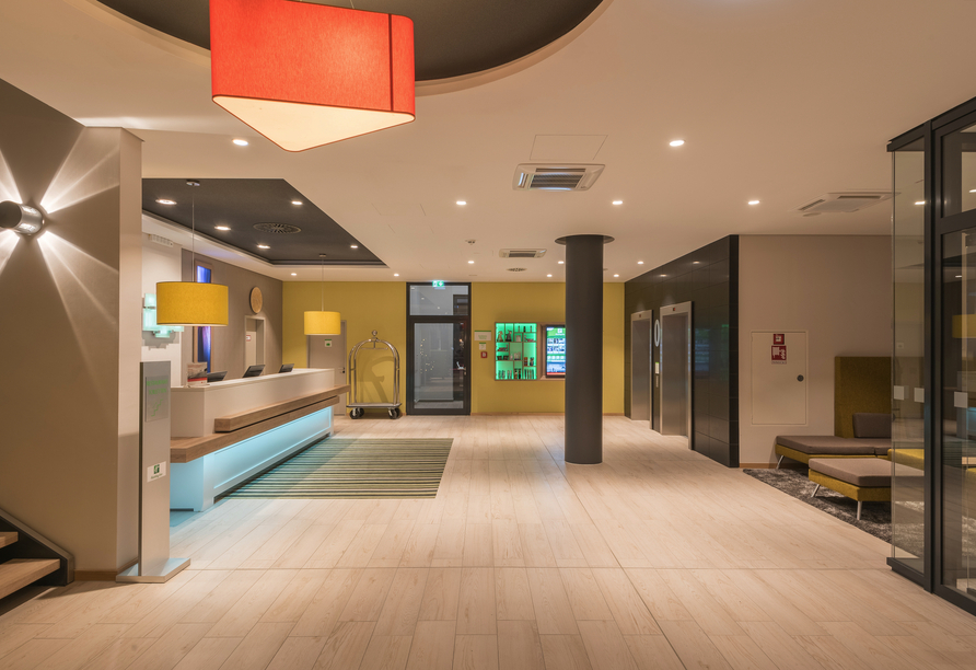Lobby im Holiday Inn Düsseldorf City