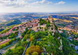 Machen Sie einen Ausflug nach San Marino, in eine der ältesten Republiken der Welt.