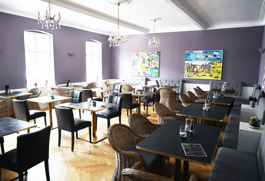 Lassen Sie sich im Restaurant kulinarisch verwöhnen.
