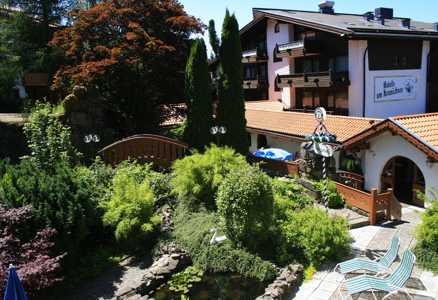Lassen Sie den Tag im Biergarten des Hauses Seerose ausklingen!