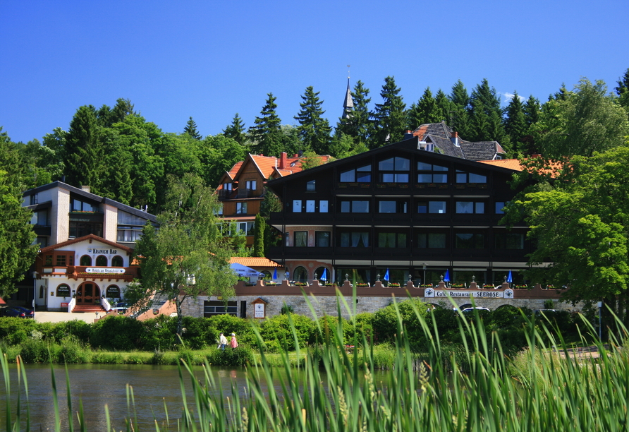 Die Hotels am Kranichsee warten auf Sie in idyllischer Lage!