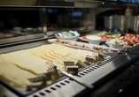 Hier beginnen Ihre Entdeckertage genussvoll – am reich gedeckten Buffet.
