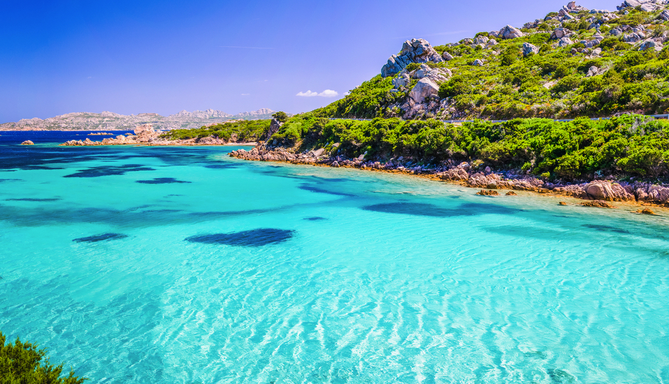 Sie lieben traumhafte Aussichten? Willkommen an der Smaragdküste im Norden Sardiniens.