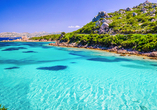 Sie lieben traumhafte Aussichten? Willkommen an der Smaragdküste im Norden Sardiniens.