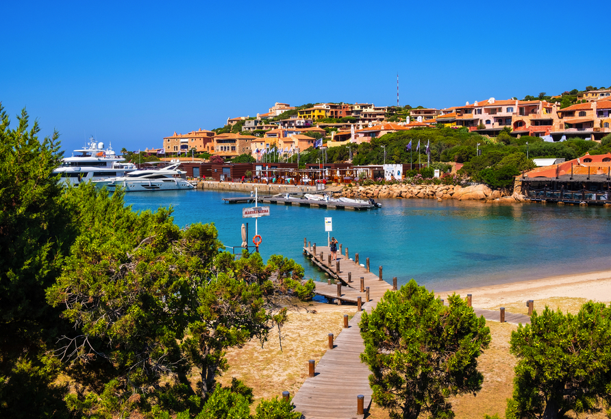 Optional: Entdecken Sie das elegante Flair in Porto Cervo.
