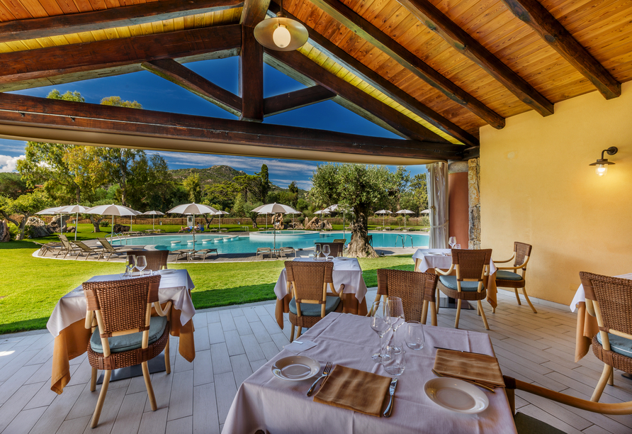 Lassen Sie sich im Restaurant des Hotels Marana kulinarisch verwöhnen.
