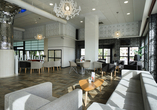 Wie wäre es mit einem Sundowner an der Hotelbar? Hier klingt der Tag entspannt aus.