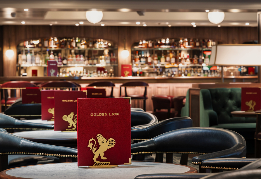 Das Golden Lion Pub versprüht britischen Charme.