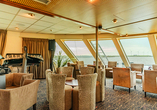 Die Panorama-Lounge lädt zu geselligen Abenden ein.