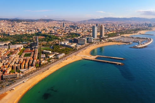 Kultur, Sonne und Meer: Ihr Abenteuer an der Costa Barcelona ruft!