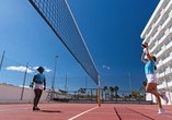Lust auf eine Partie Tennis? Dann ab auf den Tennisplatz Ihres Urlaubshotels.