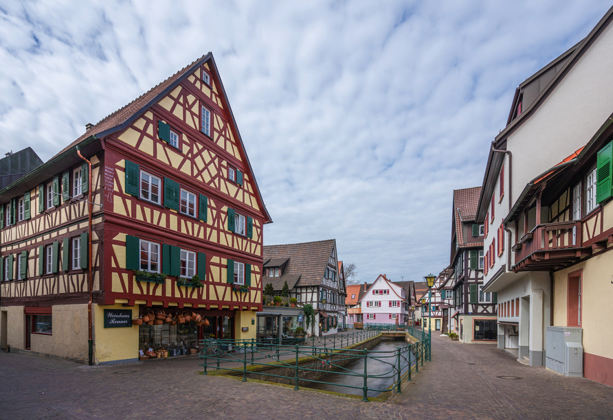 Schlendern Sie durch die Straßen Ihres Urlaubsortes.