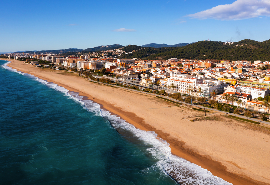 Verbringen Sie endlose Strandtage in Malgrat de Mar – so fühlt sich Urlaub an!