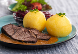 Kosten Sie fränkischen Sauerbraten – ein Klassiker mit Tradition.