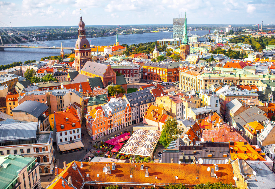 Riga ist eine Stadt der Kontraste – genau wie Ihre gesamte Reise durch drei faszinierende Länder.
