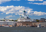 In Helsinki schlägt das Herz Finnlands – genießen Sie die Atmosphäre zwischen Domkuppel und Meerblick.
