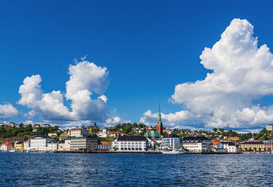 Blick auf die Stadt Arendal in Norwegen