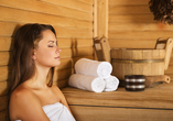 Bei einem Aufguss in der Sauna können Sie die Seele baumeln lassen.