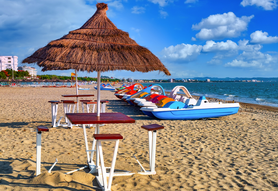 Spüren Sie in Durrës den warmen Sand unter den Füßen und lassen Sie den Urlaub beginnen.