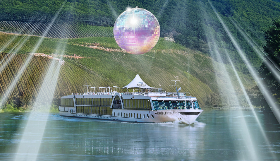 Herzlich willkommen an Bord der ARIELLE ROYAL. Herzlich willkommen an Bord der ARIELLE ROYAL.