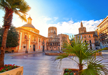 Besuchen Sie die wunderschöne Kathedrale von Valencia.