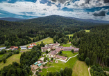 Ihr Hotel begrüßt Sie mitten in der herrlichen Naturlandschaft des Bayerischen Waldes.