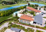 Luftansicht der großzügigen Anlage des Parc Hotels