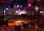 An der Bar können Sie den Tag ausklingen lassen.